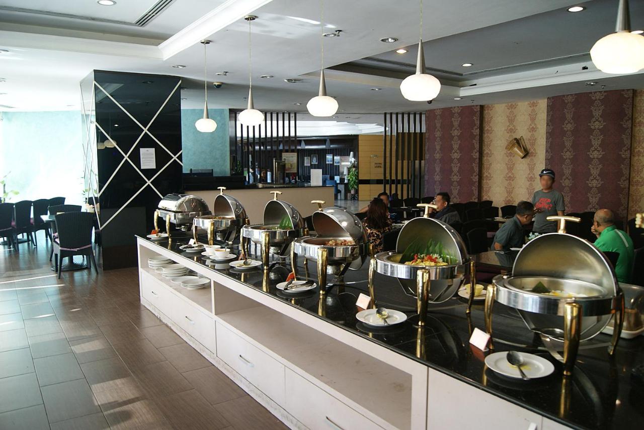 Tang Dynasty Hotel 3*
